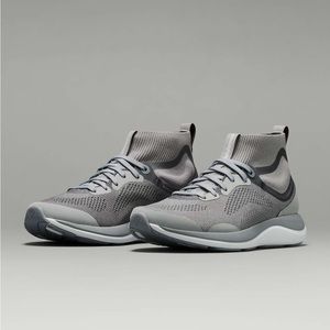 Lululemon Chargefeel Mid Womens Workout Shoe
Silver Drop / White / Anchor